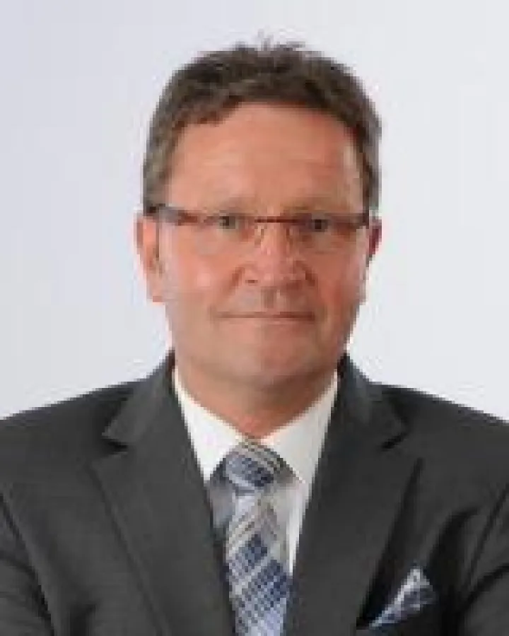 Christian zur Hausen, Akzentum: „Das digitale Vertragsmanagement ist eine riesige Hilfe.“