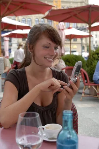 Bild: Kostenloser Handy-Reiseführer mit neuen Reisezielen