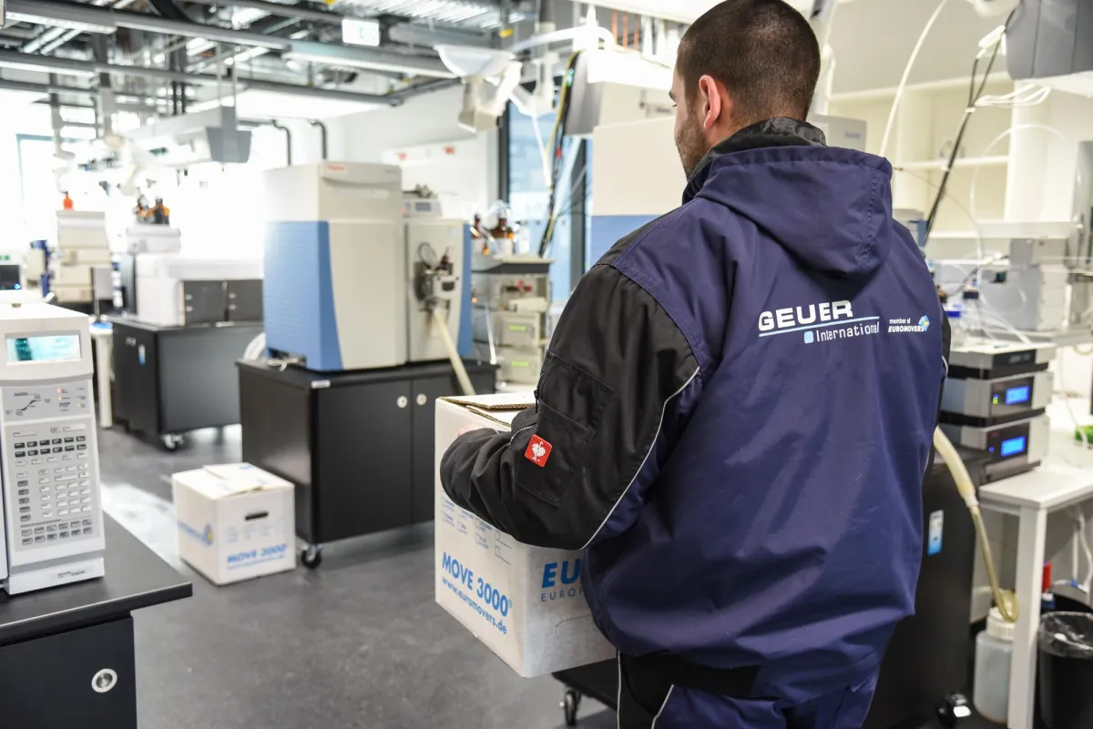 40 Laborplätze siedelte Geuer vom alten Recklinghäuser CVUA-Standort nach Münster um (Foto: Geuer)
