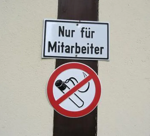 Bild: Die „Norwegische Lösung“ – totales Rauchverbot während der Arbeitszeit