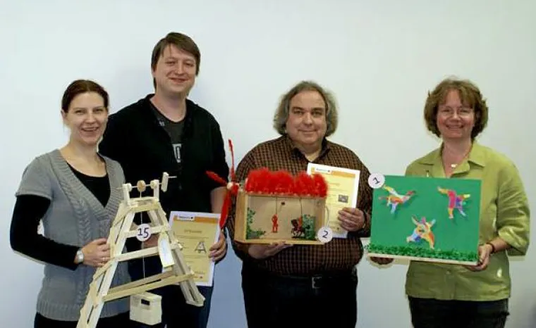 Bild: „Kinder entdecken Technik“ – Mitarbeiter der GFOS prämierten Exponate der beteiligten Grundschulen