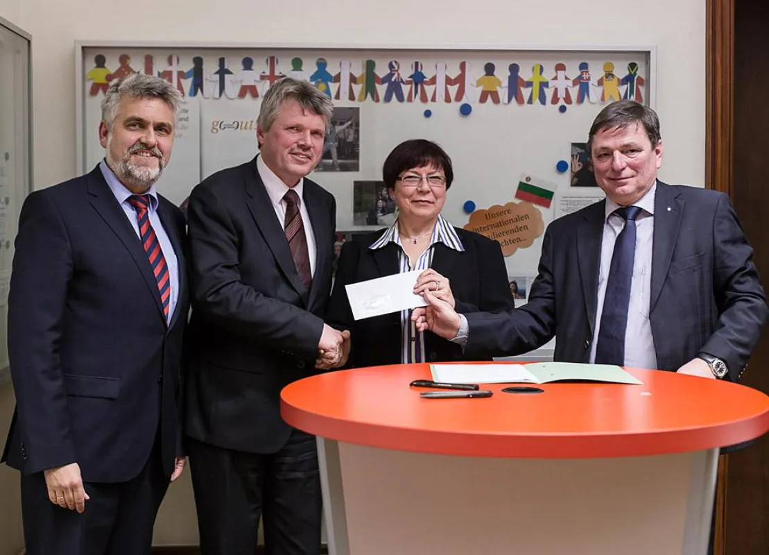 Unterzeichnung Fördervereinbarung für das Deutschlandstipendium der Hochschule Harz.