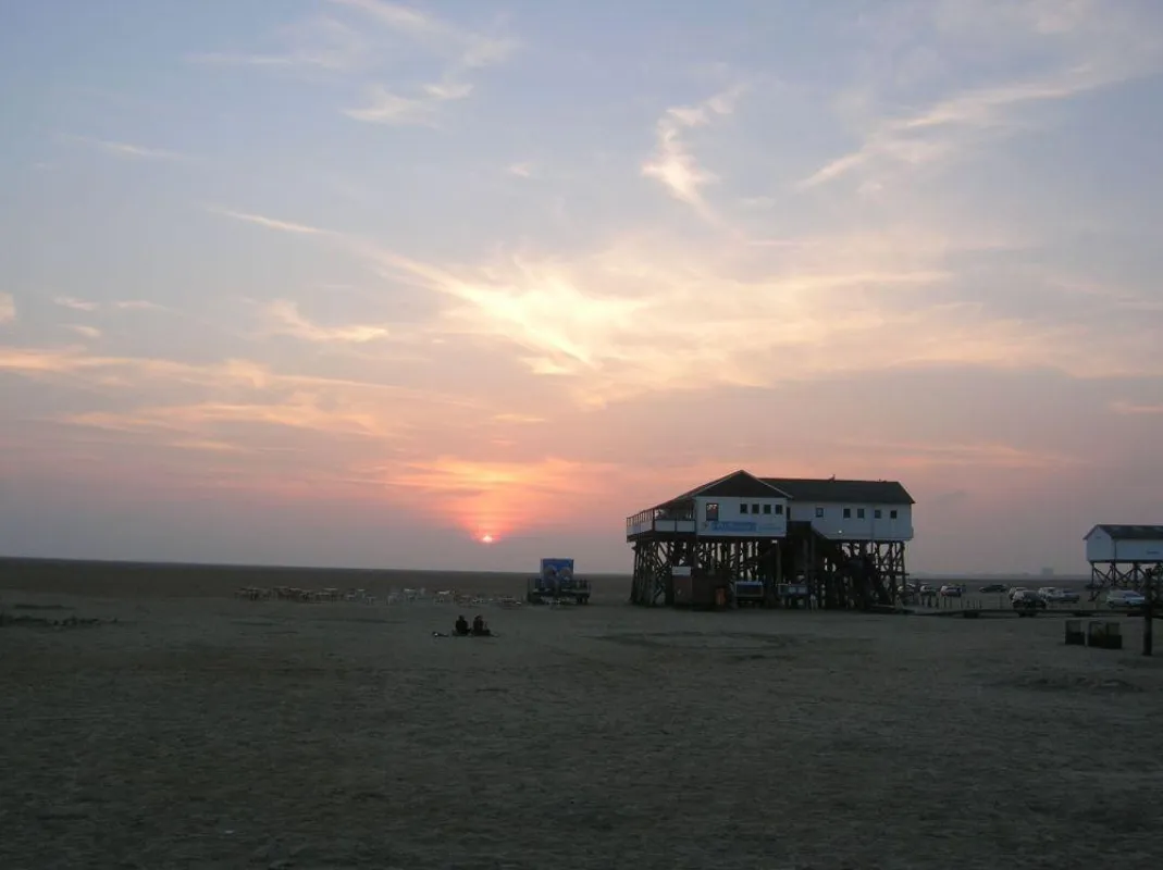 Sonnenuntergang am Böhler Strand