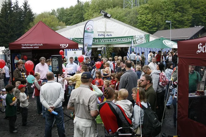 Bild: Auf zum Vulkanfest am 1.Mai auf dem Hoherodskopf