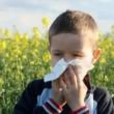 Bild: Keine Chance für Asthma, Neurodermitis oder Heuschnupfen: Eltern können ihre Kinder aktiv schützen