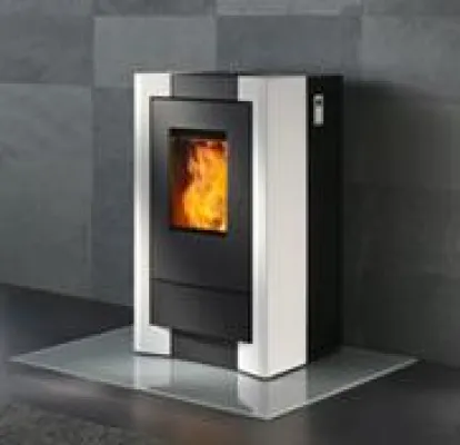 Bild: Pelletöfen sparen schön Heizkosten und geben Wärme ohne Öl