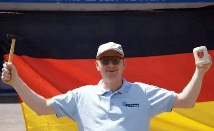Bild: UNGLAUBLICHER WAHLERFOLG FÜR ONKEL REINHOLD
