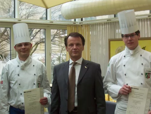 Bild: Park Inn Dortmund: Silbermedaille beim Wettbewerb „cook & serve – Jugend im Blickpunkt“