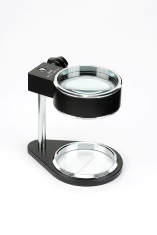 Bild: Messlupe für Dokumentprüfung und Fingerabdrücke