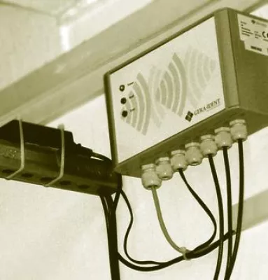 Bild: Umfassende Flexibilität - Der GP-R 501 Reader von GERA-IDENT beweist großartige Arbeitsleistung