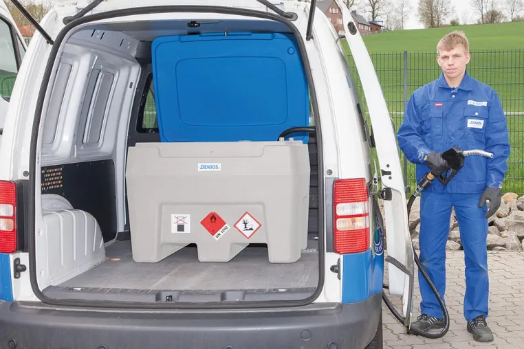 Bild: Neu: Mini-Tankstelle für die mobile Versorgung von Arbeitsmaschinen und Nutzfahrzeugen