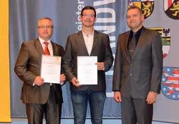 Bild: Einer der besten deutschen Informationselektroniker hat seine Ausbildung bei Hermes Fulfilment absolviert