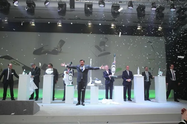 Bild: „Wir haben uns neu erfunden!“ – Vorwerk erstrahlt in gleißendem Weiß