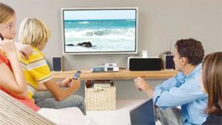 Bild: STRIEBEL & JOHN stellt neue Medienverteiler auf der Messe Light & Buillding vor