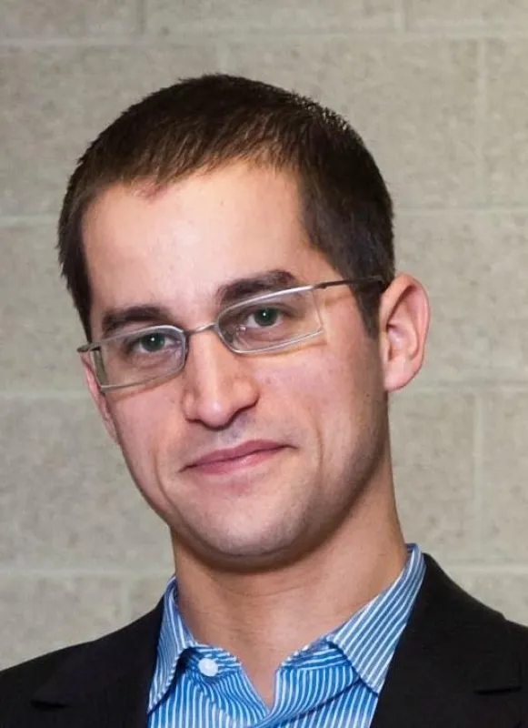 Dr. Tobias Grab