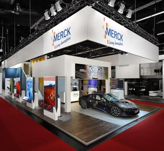 Bild: Auf den Punkt gebracht: AMECKO realisiert neues Messebau-Projekt für Merck