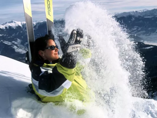 Weiß ist Trumpf - Ab Oktober geht es wieder auf die Pisten Bild: Weiß ist Trumpf - Ab Oktober geht es wieder auf die Pisten