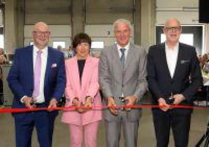 Bild: Wurzel Mediengruppe eröffnet neuen Firmenstammsitz in Esslingen