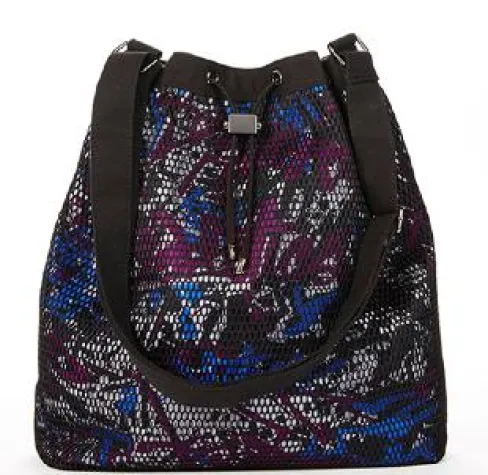 Graffiti-Legende STASH designt für FABLETICS - Sportmarke von KATE HUDSON Bild: Graffiti-Legende STASH designt für FABLETICS - Sportmarke von KATE HUDSON