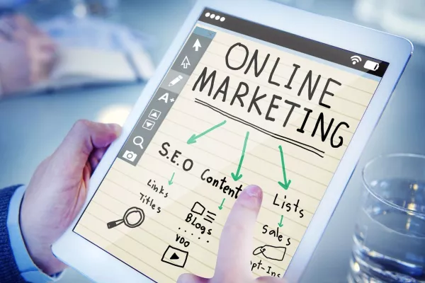Bild: Max Weiss gibt Tipps für Content-Marketing-Strategien im B2B