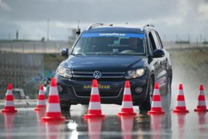 Bild: VOK DAMS realisiert „The ultimate Goodyear experience”