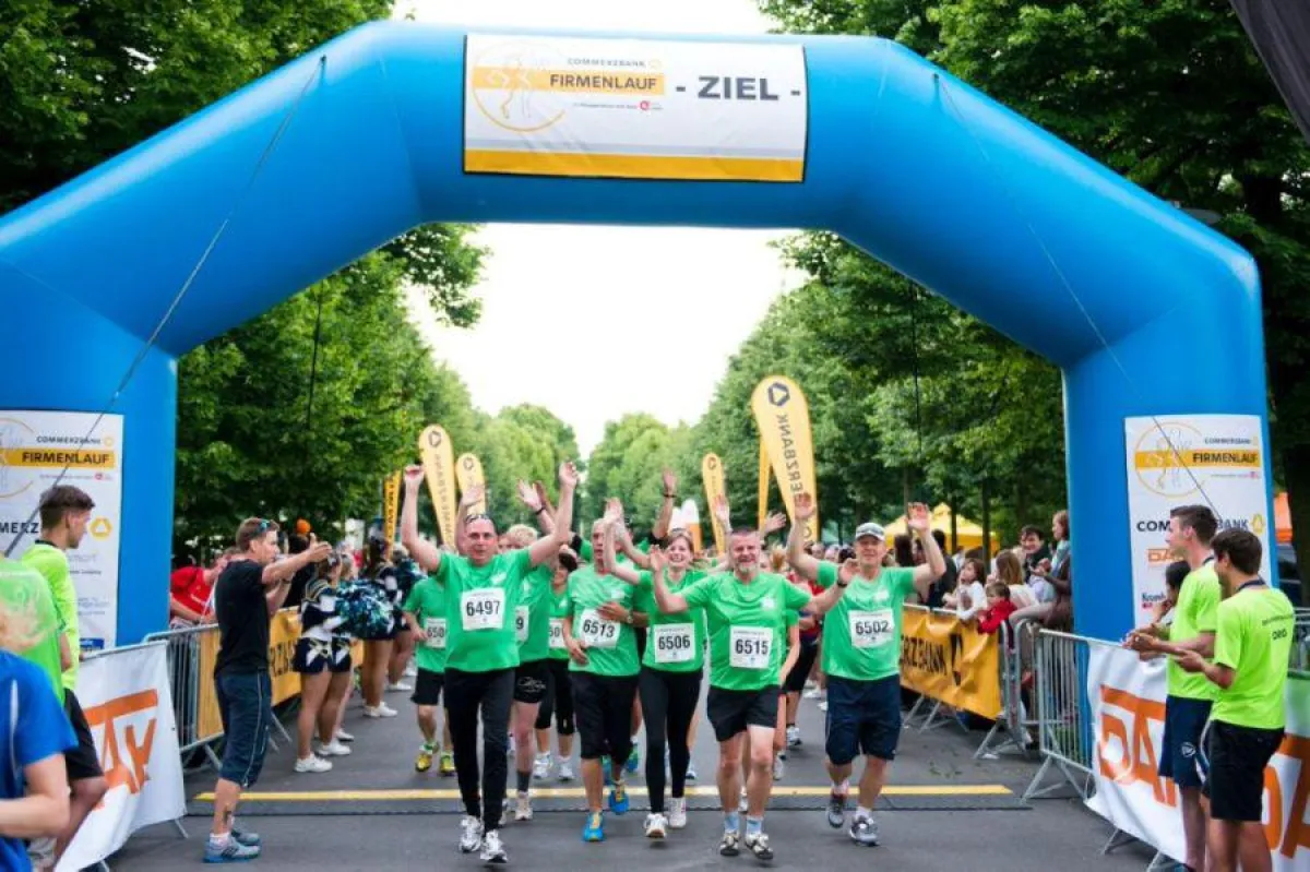 Eine Woche noch! (Die Sportmacher GmbH) Alle Rechte vorbehalten!