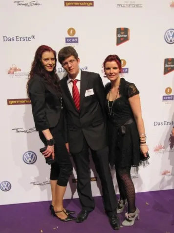 Zwischen den Stars von Heute und Morgen Bild: Zwischen den Stars von Heute und Morgen