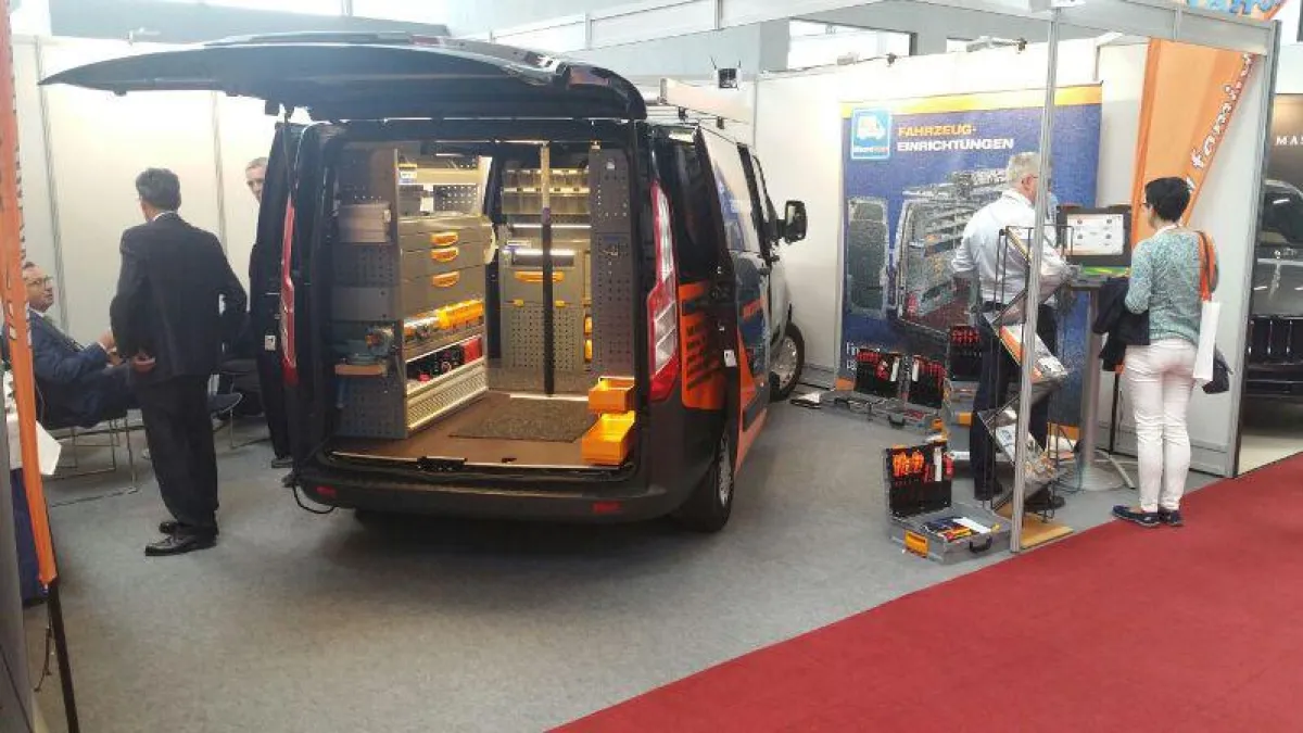 StoreVan Vorführfahrzeug – Ford Transit Custom L1 H1