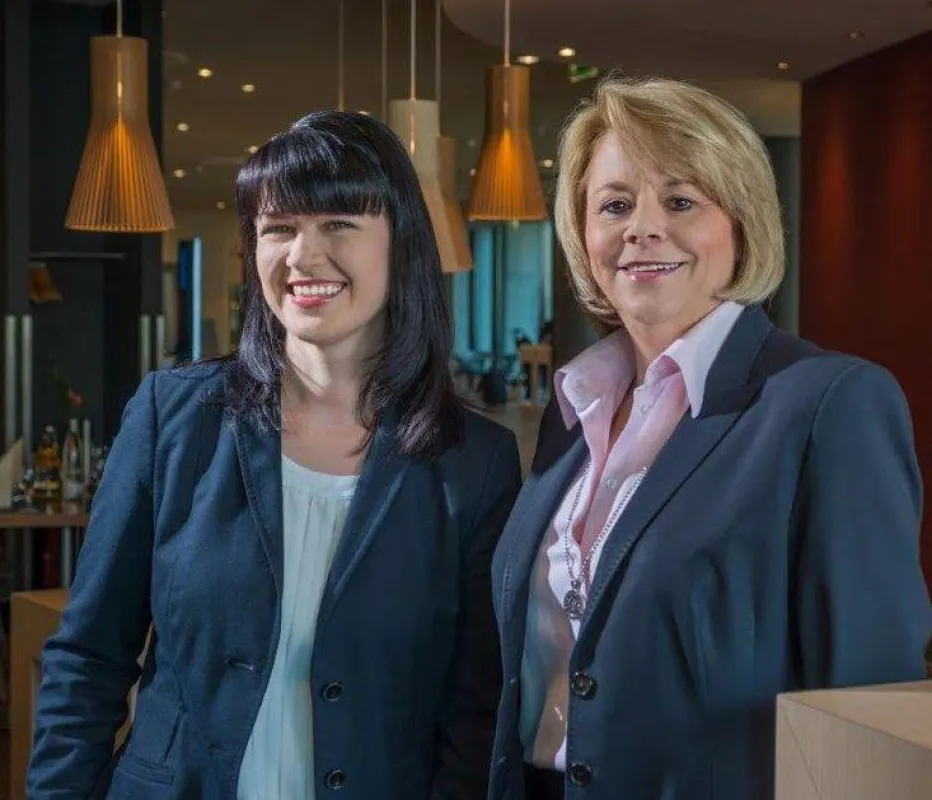 Claudia Ulbricht und Heike Naumann (Copyright: Torsten Fritsche)