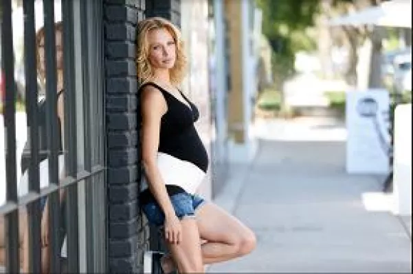 Bild: 10-jähriges Jubiläum: Belly Bandit revolutioniert Bauchwickel und wird zum Liebling von Allen