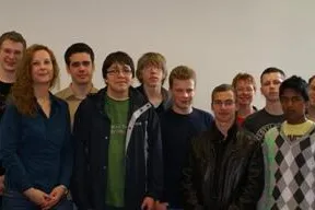 GFOS lebt Patenschaft auf Augenhöhe mit Realschule Bild: GFOS lebt Patenschaft auf Augenhöhe mit Realschule