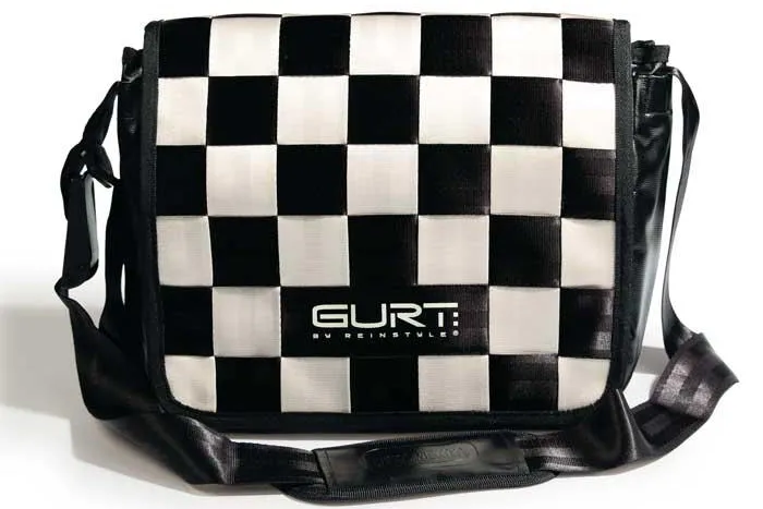 ReinStyle gründet neues Modelabel für ihre Taschen aus Autogurten Bild: ReinStyle gründet neues Modelabel für ihre Taschen aus Autogurten