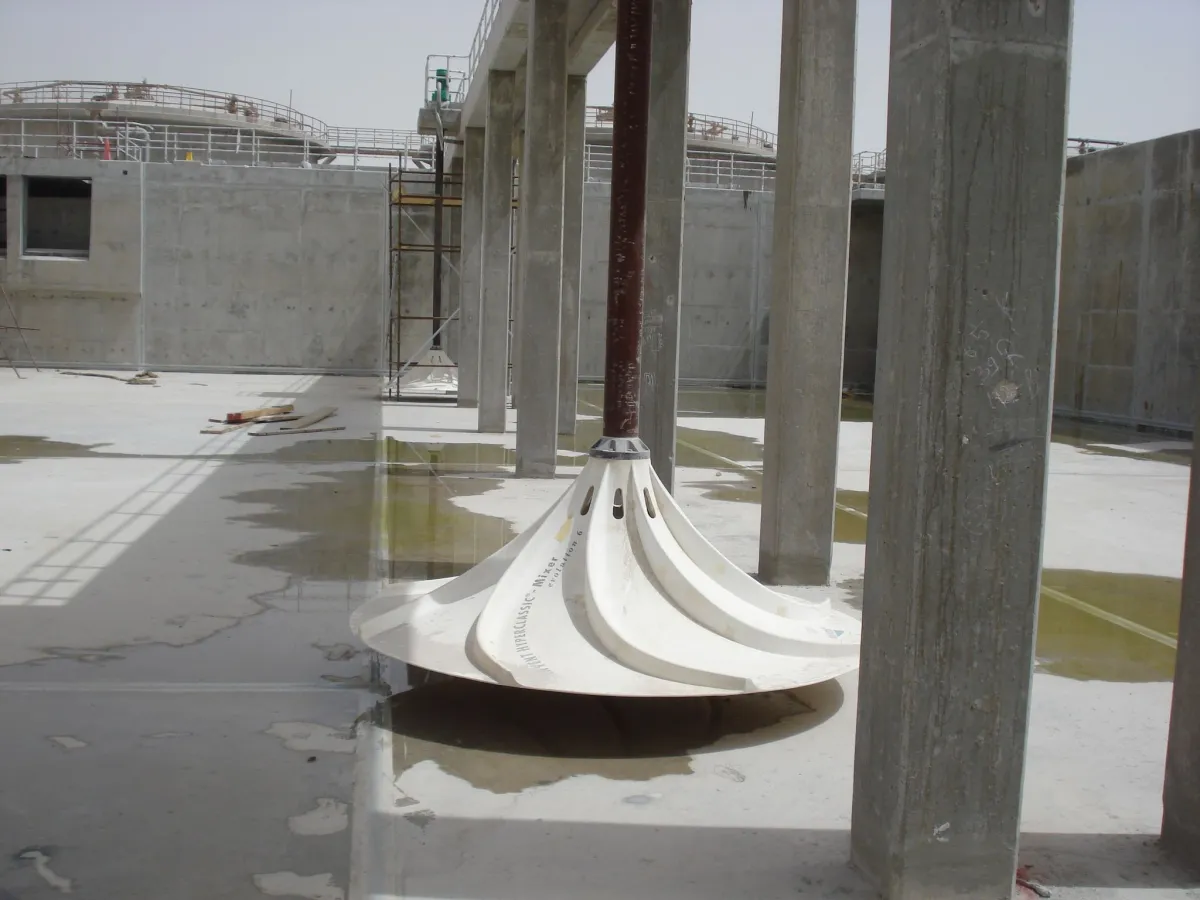 HYPERCLASSIC®-Rührwerk in der Kläranlage von Doha West, Katar (© INVENT AG)