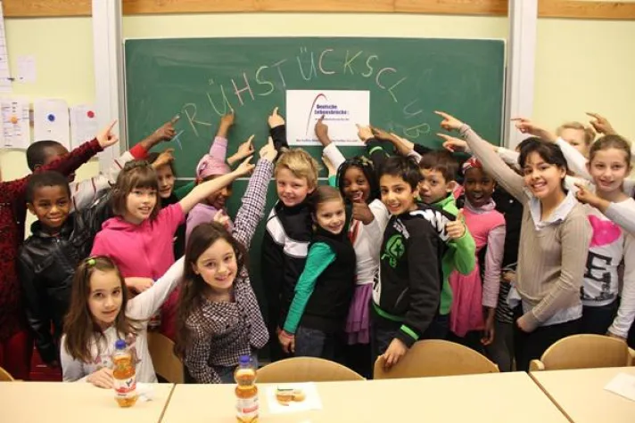 Bild: Nie mehr hungrig in die Schule