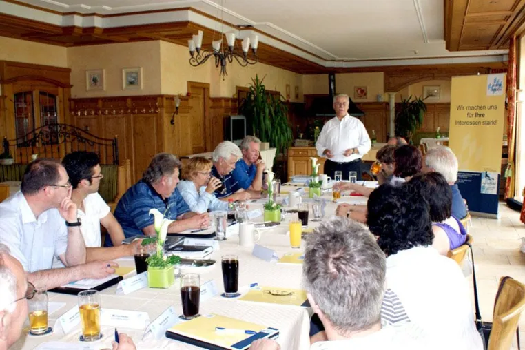 Bild: „Rohstoffsicherung durch Regionalplanung: unverzichtbar für die sichere Versorgung mit Rohstoffen in Bayern“