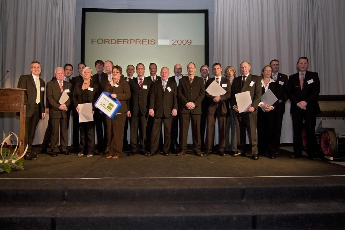 Gruppenfoto der Preisträger bei der Preisverleihung in Radebeul bei Dresden!
