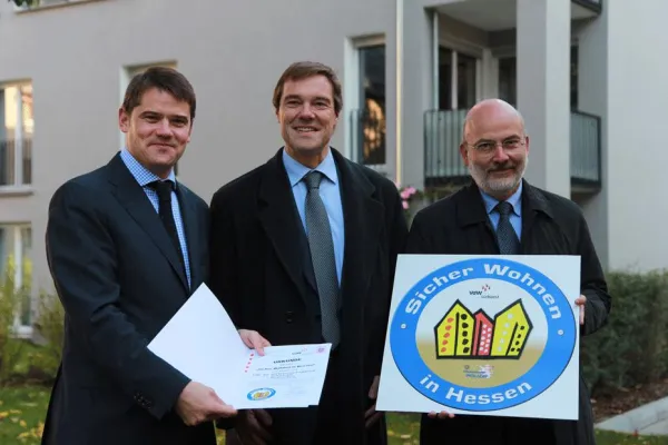 Bild: Gütesiegel „Sicher Wohnen in Hessen“ für Wohnungsgenossenschaft VBS Frankfurt