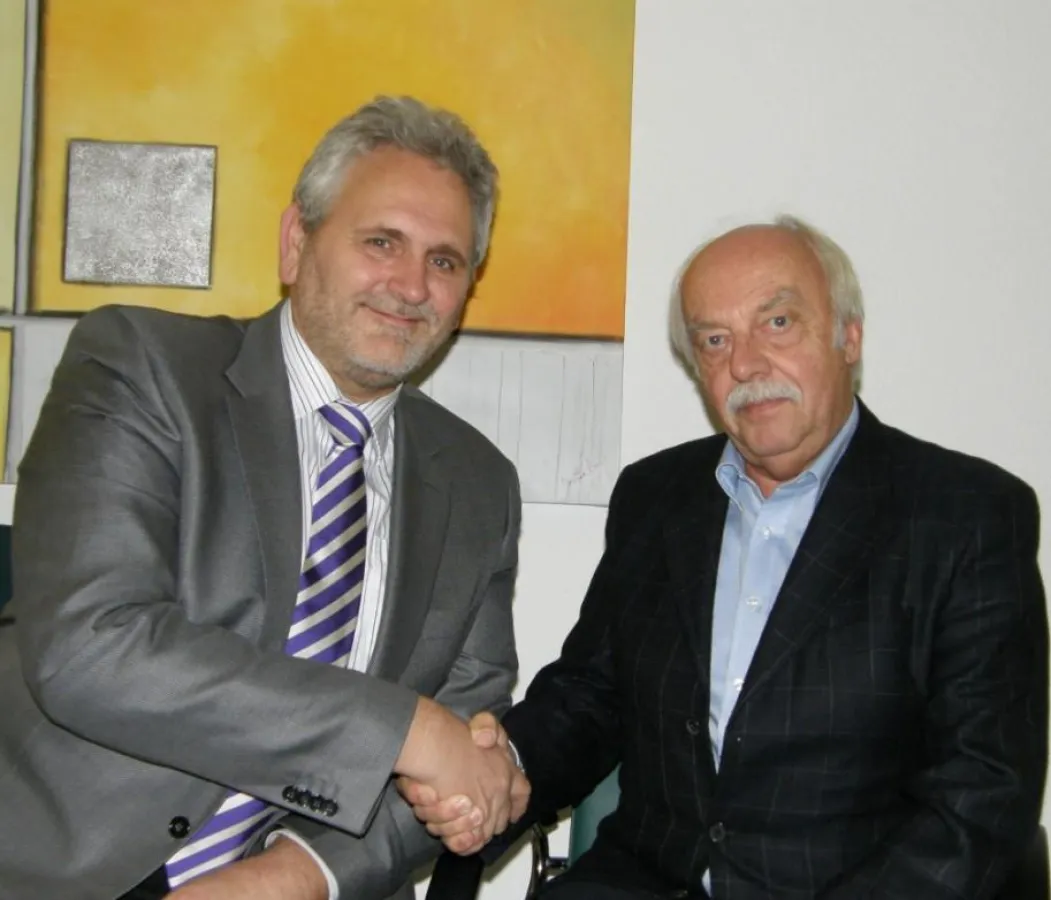 v.l.n.r.: Prof. Dr.-Ing. Günter Truszkiewitz (XMC) - Dipl.-Ing. Oswald Kunsch (CIC)