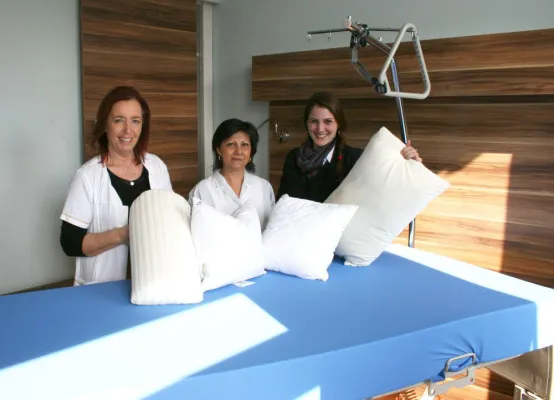 Matratzentausch im Alice-Hospital Bild: Matratzentausch im Alice-Hospital
