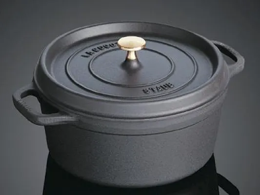 Bild: MasterCuisine aktuell: Brotsuppe aus der Cocotte