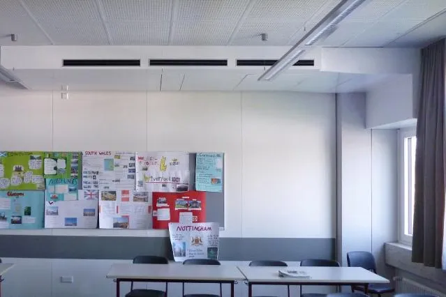 KLARLUFT – Extraleises dezentrales Schullüftungsgerät für Klassenzimmer Bild: KLARLUFT – Extraleises dezentrales Schullüftungsgerät für Klassenzimmer