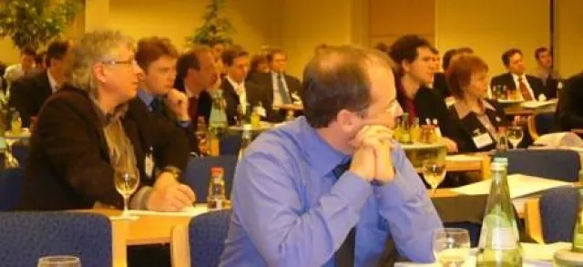 Bild: E-Invoicing erobert die Märkte im Sturm - Von der papiergebundenen zur elektronischen Rechnungsverarbeitung