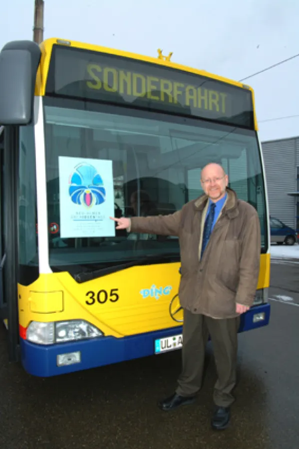 Edwin-Scharff-Haus Geschäftsführer Peter Stamm organisiert Busshuttle