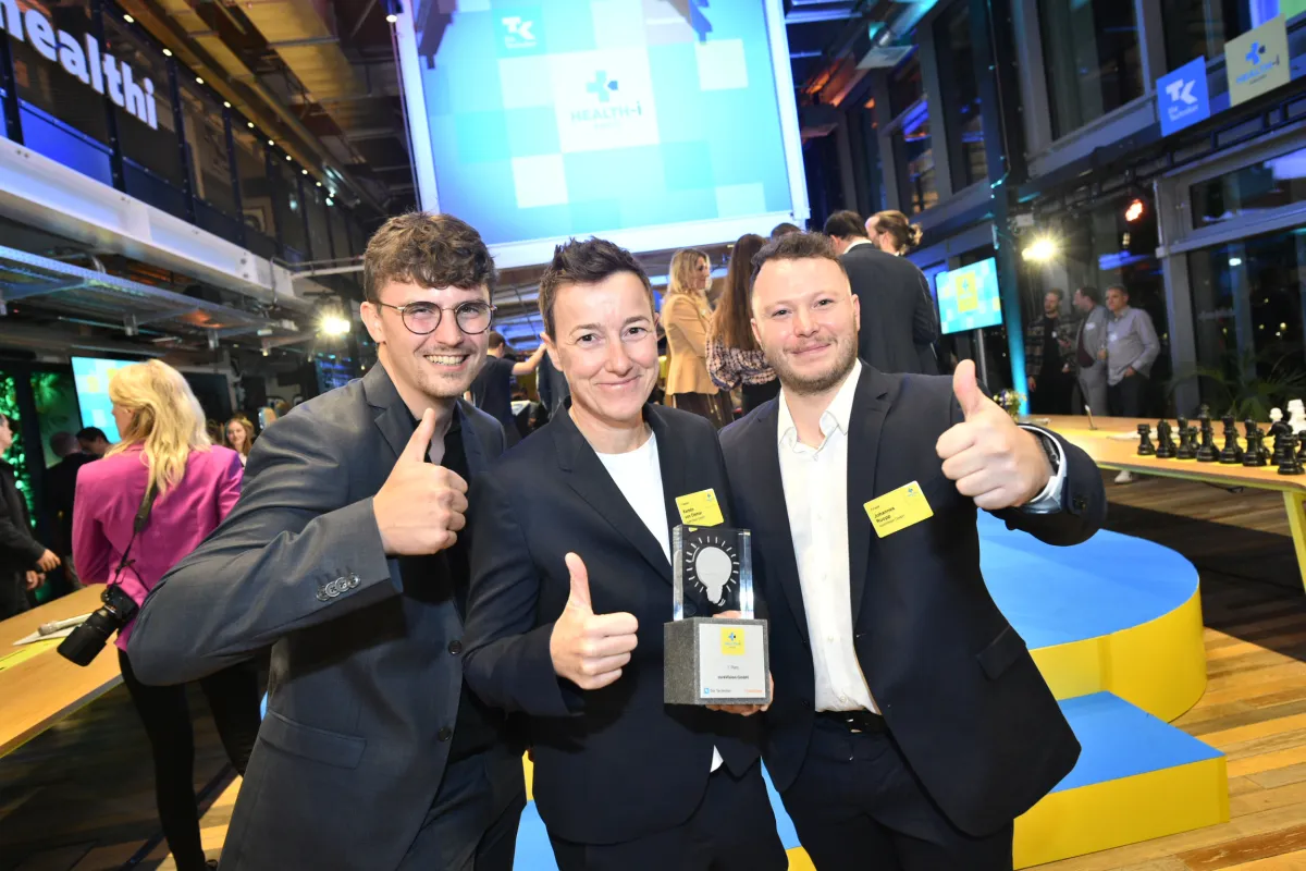 Das Team von cureVision freut sich über den Health-i Award 2023 (© Marc-Steffen Unger)