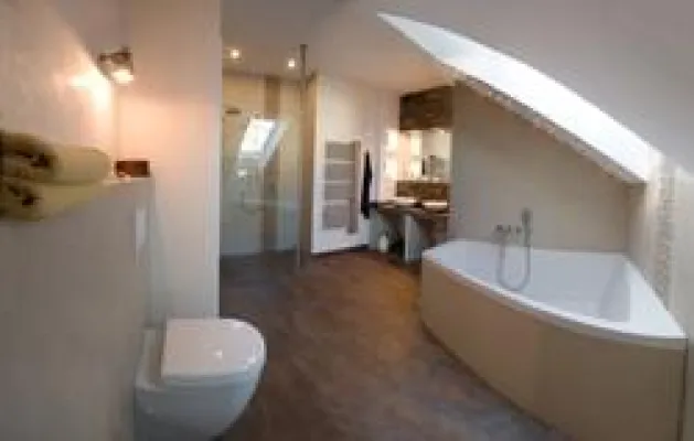 Bild: Ob Villa, Haus, Mietwohnung oder Büro, Wohn- und Arbeitsraum ist Lebensraum