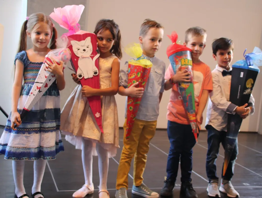 Die ersten 5 Schülerinnen und Schüler der Mose-Schule, Nürnberg © Foto: Samuel Becks
