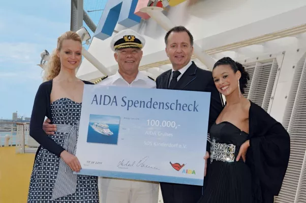 Bild: AIDA UNTERSTÜTZT KINDERHILFE IN OSTAFRIKA