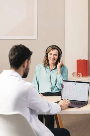 Welttag des Hörens 2023: Amplifon unterstützt das Engagement der WHO Bild: Welttag des Hörens 2023: Amplifon unterstützt das Engagement der WHO