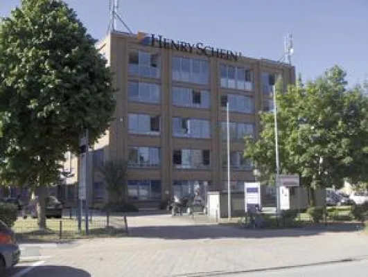 Medka wird zu HENRY SCHEIN MEDICAL Bild: Medka wird zu HENRY SCHEIN MEDICAL