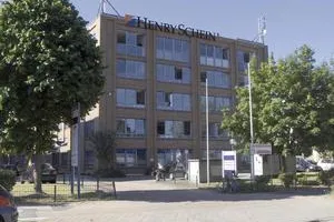 Medka wird zu HENRY SCHEIN MEDICAL Bild: Medka wird zu HENRY SCHEIN MEDICAL